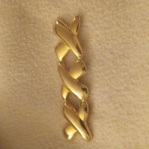 Gold plated pin with  clasp